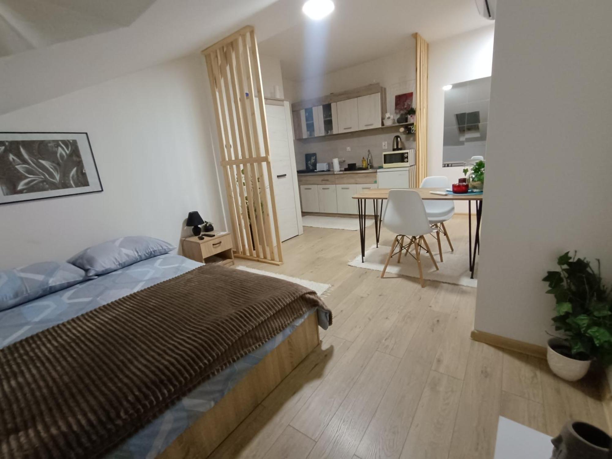 Apartmani S - Dsn คราลเยโว ภายนอก รูปภาพ