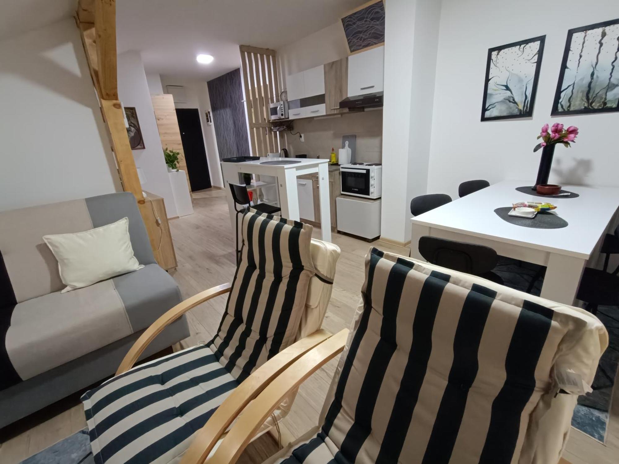 Apartmani S - Dsn คราลเยโว ภายนอก รูปภาพ